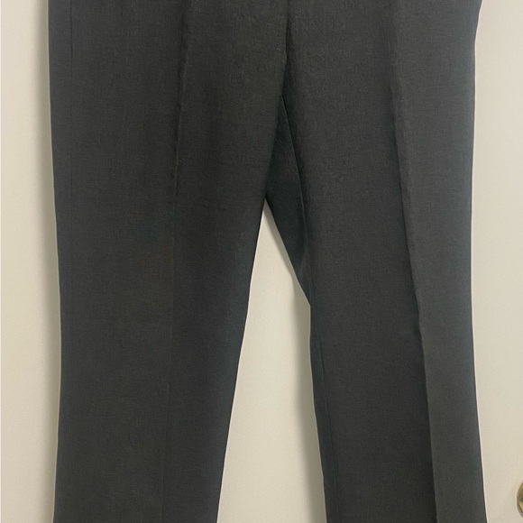 Suzy Shier dark gray dress pants, size 1/2 - Picture 2 of 5